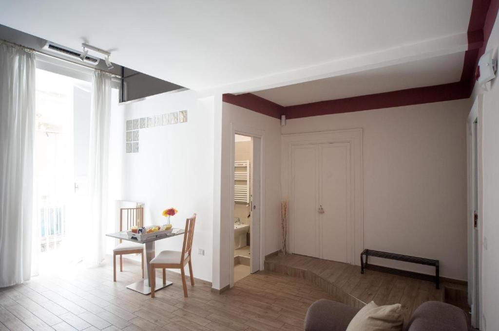Home Salvator Rosa 78 Naples Extérieur photo